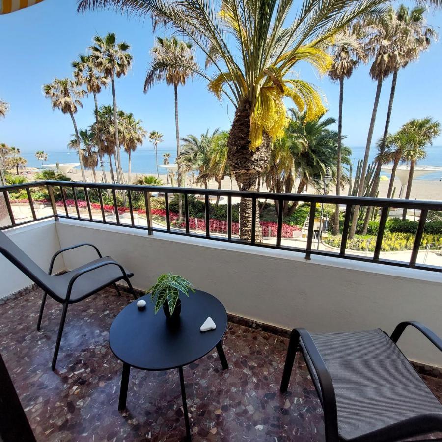 Apartamento Frente A La Playa Piso 2 エステポナ エクステリア 写真