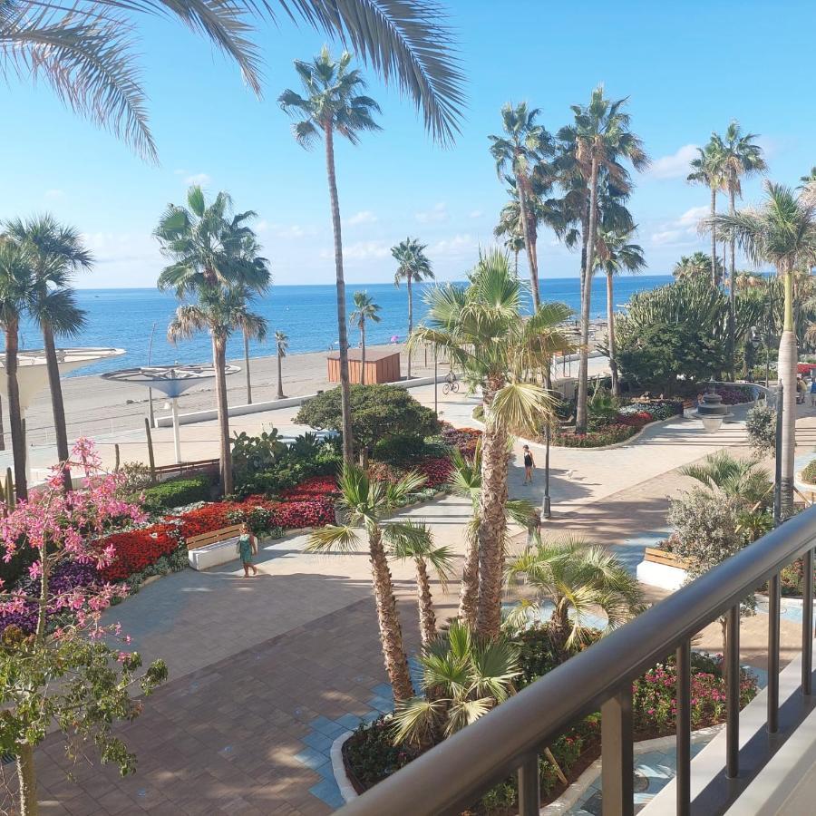 Apartamento Frente A La Playa Piso 2 エステポナ エクステリア 写真